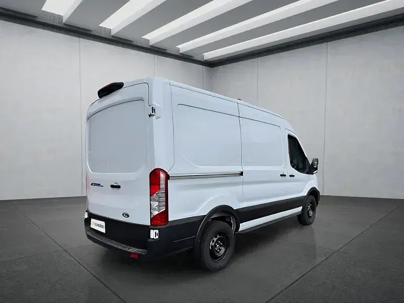 Gebraucht Ford Transit 197 kW (269 PS) 2025 Weiß Van