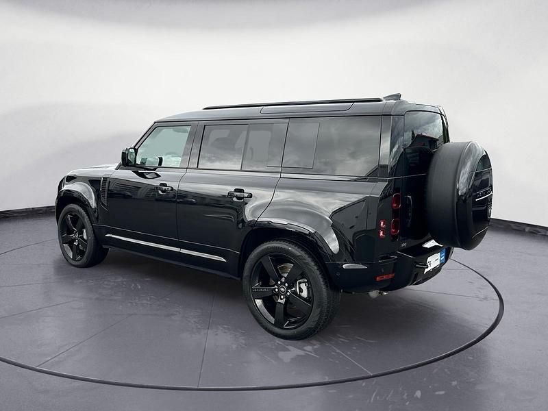 Neu Land Rover Defender SE Dynamic 300 PS (220 kW) 2025 Schwarz SUV