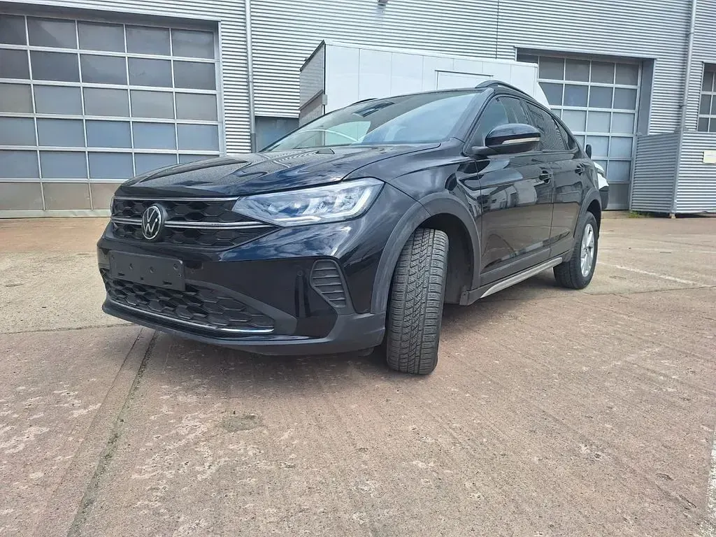 Second-hand VW Taigo Style 110 CP (80 kW) 2023 Negru SUV