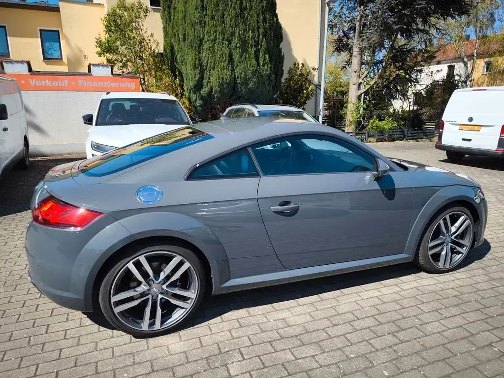 Gebraucht Audi TT Sport 230 PS (169 kW) 2015 Grau Coupé