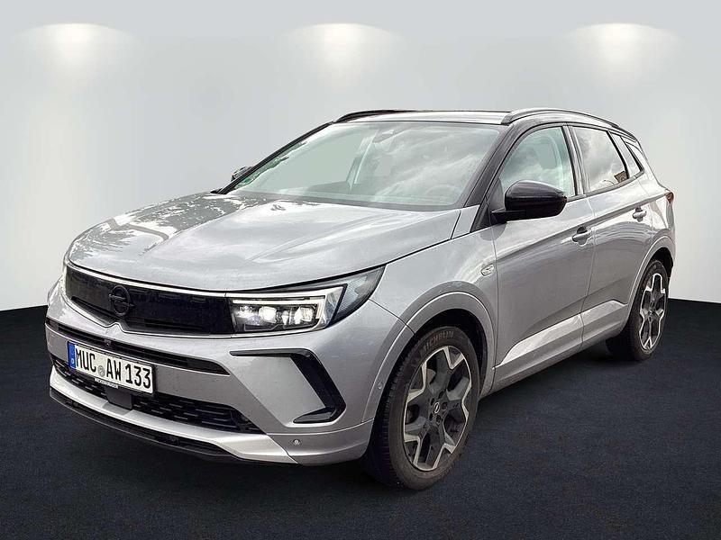 Lack grau artense/metallic kla Gebraucht 2024 Opel Grandland X Ultimate SUV | 24.490 € (Fairer Preis) - Bild 1/4
