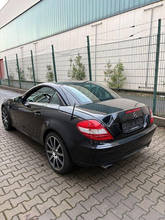 Gebraucht Mercedes SLK200 163 PS (119 kW) 2006 Schwarz Cabrio