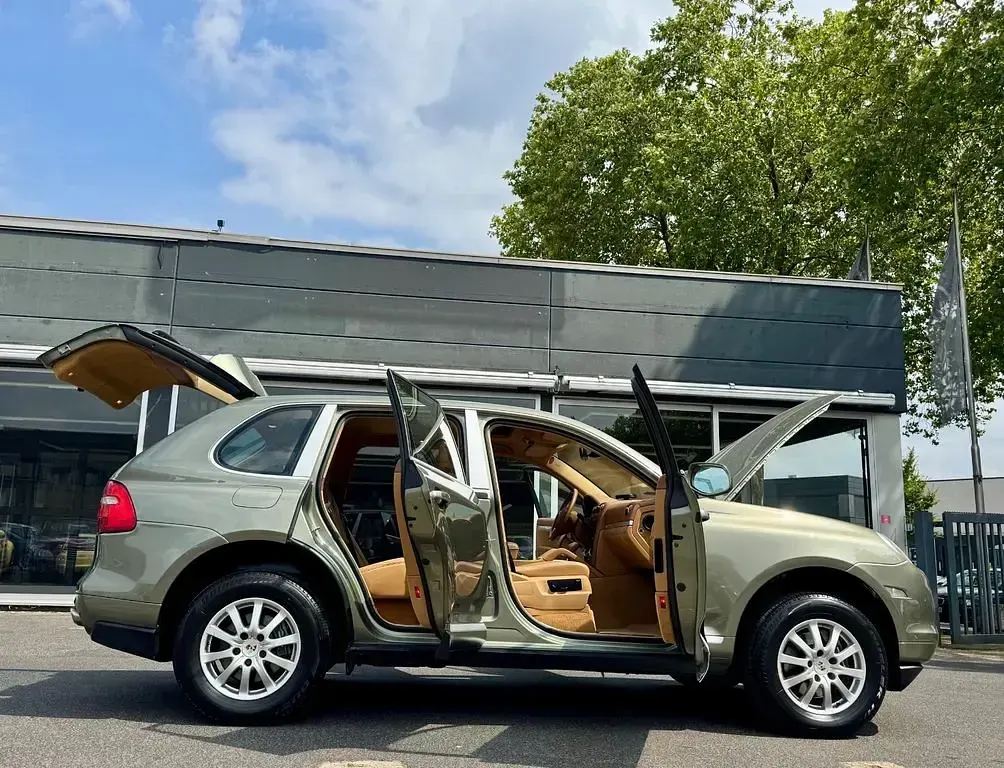 Gebraucht Porsche Cayenne 290 PS (213 kW) 2009 Gold SUV