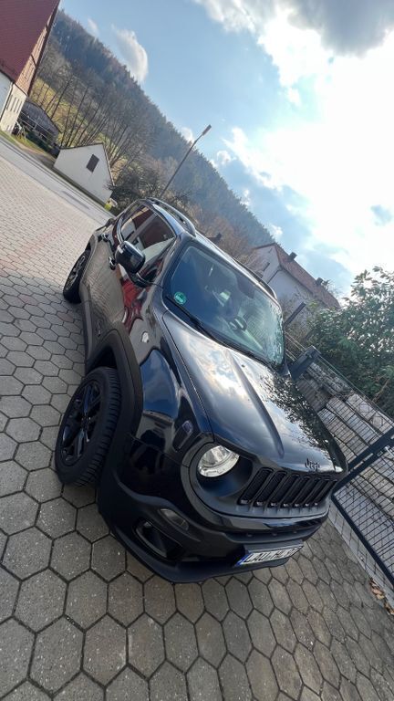 Schwarz Gebraucht 2018 Jeep Renegade Night Eagle SUV | 16.000 € (Fairer Preis) - Bild 1/4