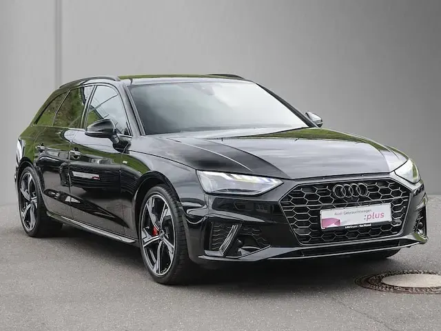 Gebraucht Audi A4 Competition 204 PS (150 kW) 2024 Schwarz Kombi