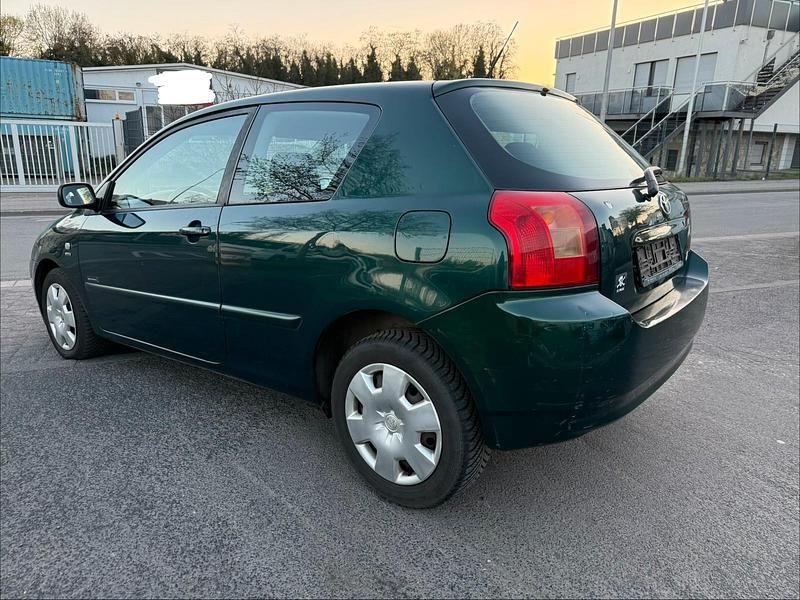 Gebraucht Toyota Corolla 110 PS (80 kW) 2004 Grün Kleinwagen