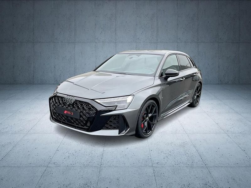 Neu Audi RS3 Sport 400 PS (294 kW) 2025 Daytonagrau perleffekt Limousine