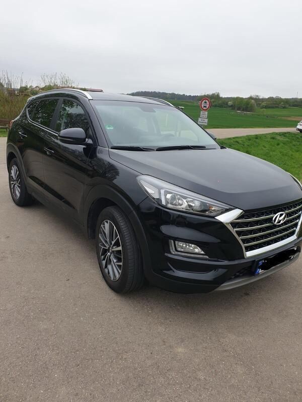 Schwarz Gebraucht 2020 Hyundai Tucson SUV | 25.000 € - Bild 1/4