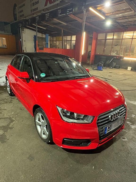 Rot Gebraucht 2017 Audi A1 Sportback Sport Kleinwagen | 11.099 € (Guter Preis) - Bild 1/4