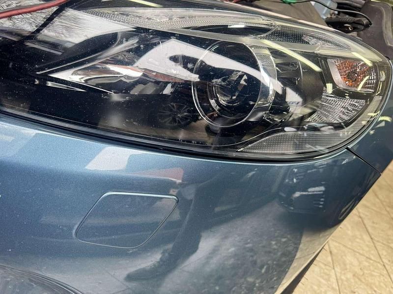 Second-hand Volvo V40 150 CP (110 kW) 2012 Other Hatchback