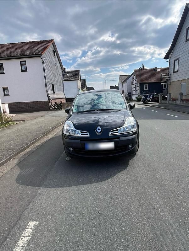 Usata Renault Modus 75 CV (55 kW) 2010 Nero Monovolume