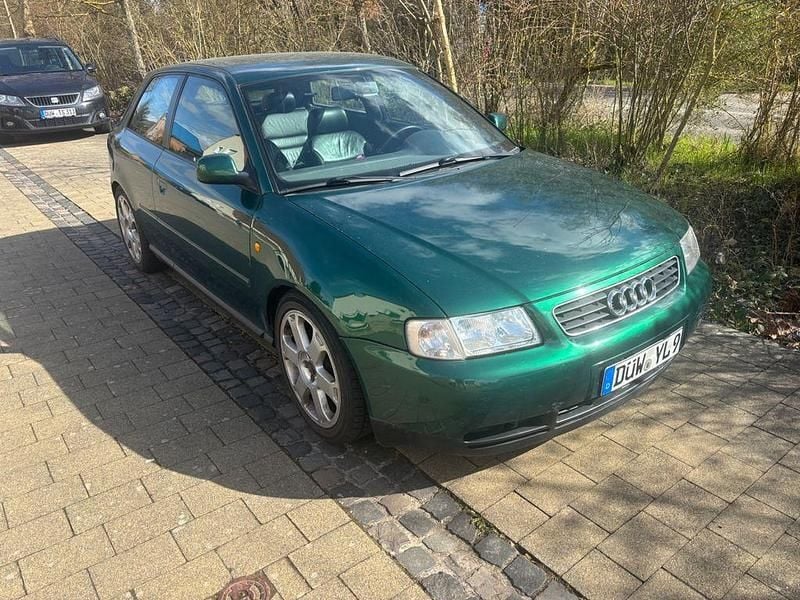 Gebraucht Audi A3 Ambiente 125 PS (91 kW) 1997 Grün Kleinwagen