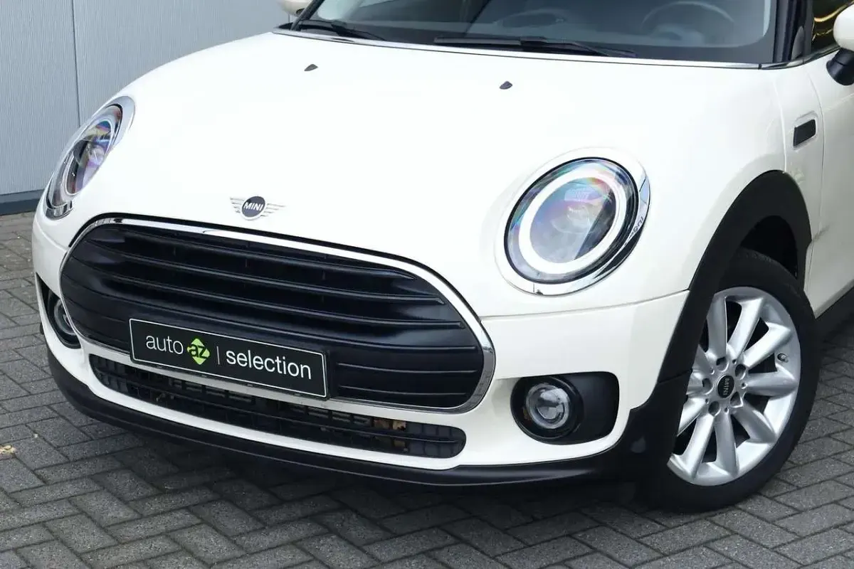 Gebraucht Mini Clubman Business 102 PS (75 kW) 2022 Pepper white Kombi