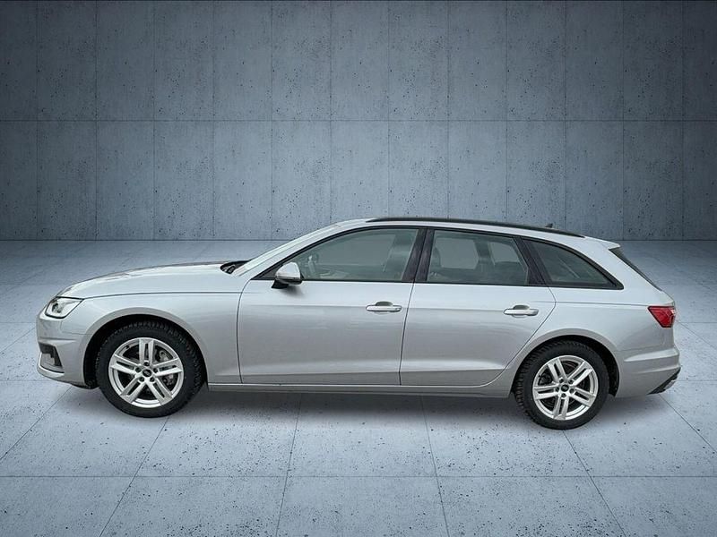 Gebraucht Audi A4 Ambiente 204 PS (150 kW) 2024 Florettsilber metallic (metallic) Kombi