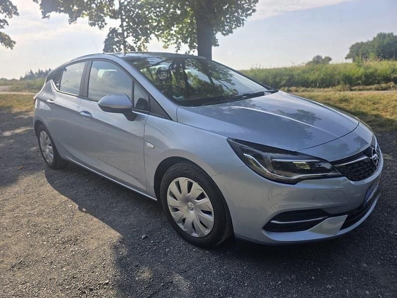 Gebraucht Opel Astra 131 PS (96 kW) 2020 Silber Limousine
