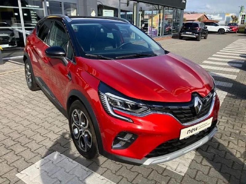Gebraucht Renault Captur Techno 140 PS (102 kW) 2023 Dezirrot/blackpearlschwarz SUV