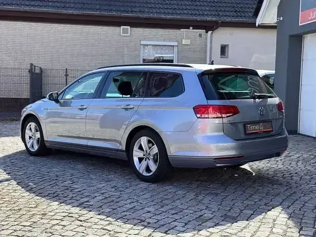 Używany VW Passat 120 KM (88 kW) 2017 Srebrny Kombi
