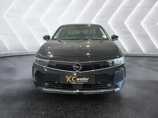 Gebraucht Opel Astra Elegance 131 PS (96 kW) 2023 Schwarz Limousine