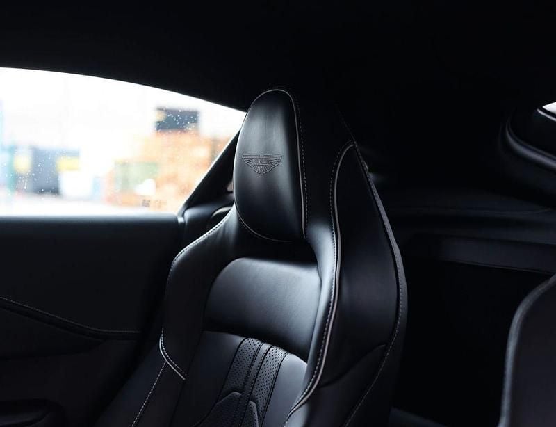 Gebraucht Aston Martin V8 Vantage 662 PS (486 kW) 2025 Schwarz