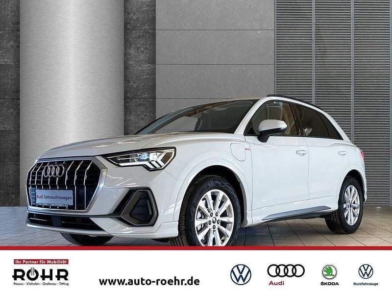 Gletscherweiß metallic Gebraucht 2024 Audi Q3 S-Line SUV | 39.887 € (Guter Preis) - Bild 1/4
