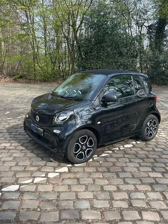Gebraucht Smart ForTwo Electric Drive 60 kW (82 PS) 2018 Schwarz Coupé
