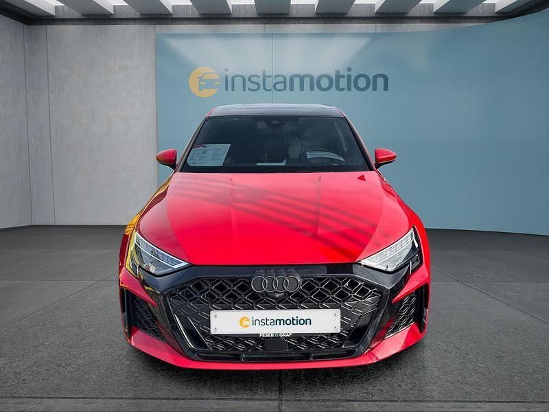 Gebraucht Audi RS3 400 PS (294 kW) 2025 Rot Limousine