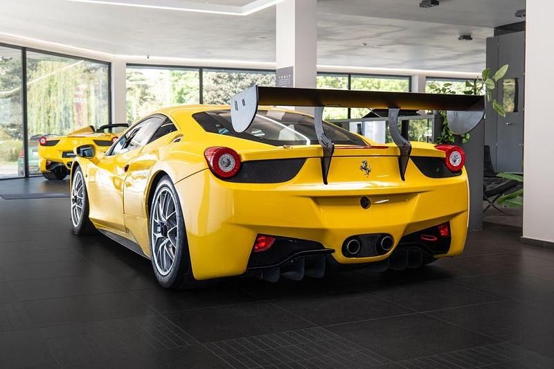 Gebraucht Ferrari 458 570 PS (419 kW) 2012 Gelb