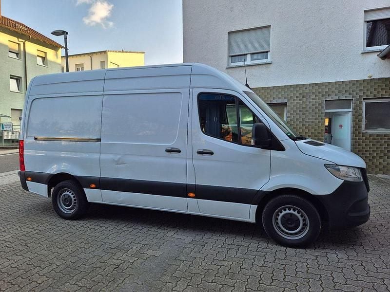 Gebraucht Mercedes Sprinter 170 PS (125 kW) 2021 Arktikweiss Van