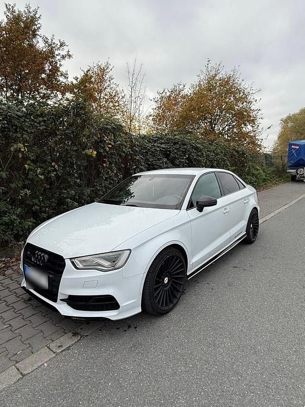 Gebraucht Audi S3 Design 300 PS (220 kW) 2015 Weiß Limousine
