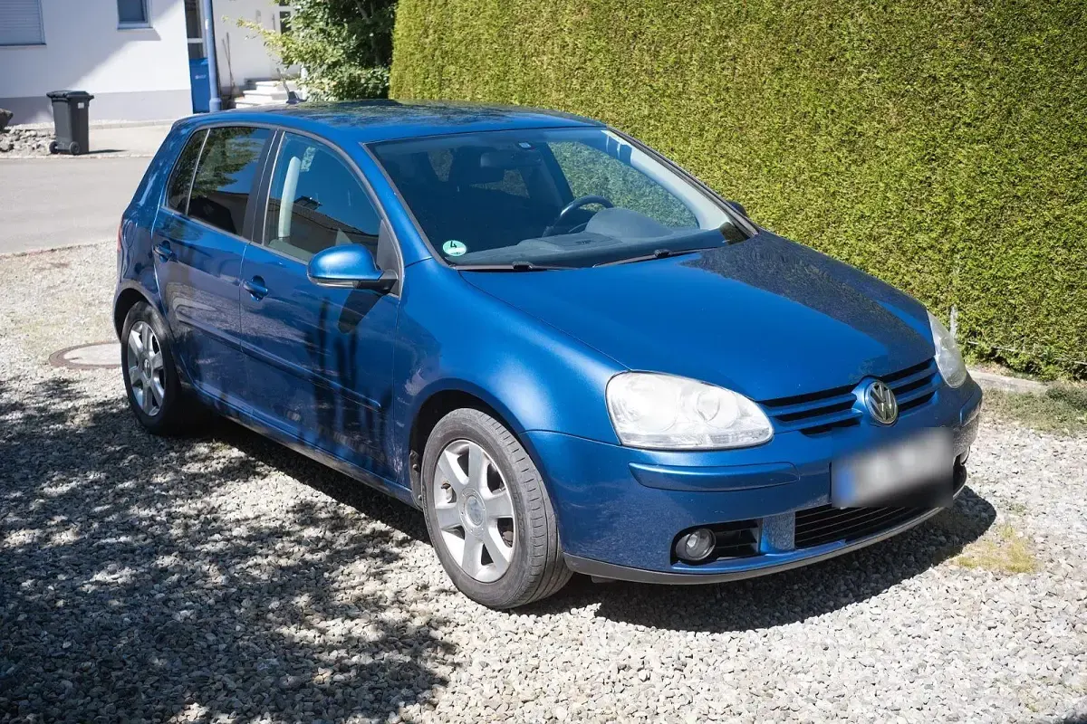 Gebraucht VW Golf V Comfortline 140 PS (102 kW) 2007 Blau Limousine