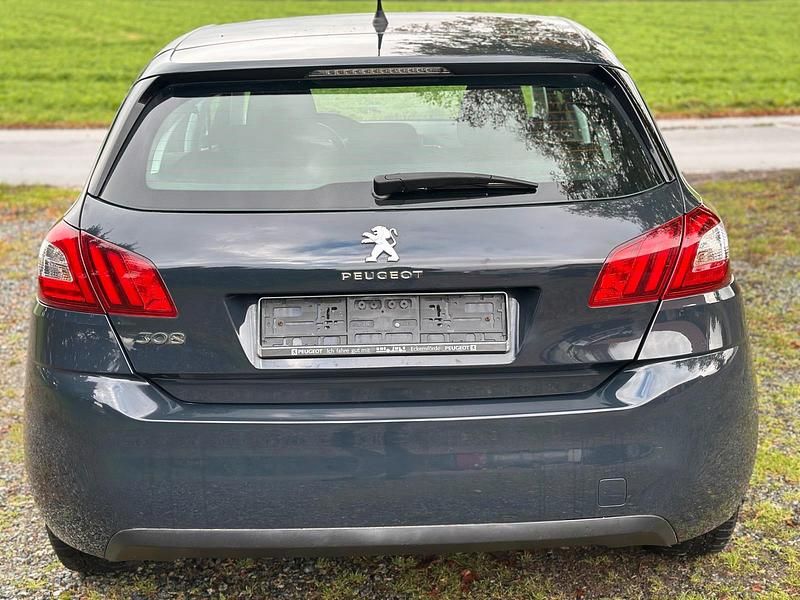 Gebraucht Peugeot 308 81 PS (59 kW) 2013 Grau Kleinwagen