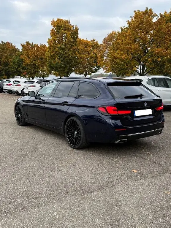 Gebraucht BMW 530 Luxury Line 286 PS (210 kW) 2021 Blau Limousine