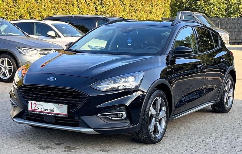 Schwarz Gebraucht 2020 Ford Focus Active Limousine | 16.990 € (Guter Preis) - Bild 1/4