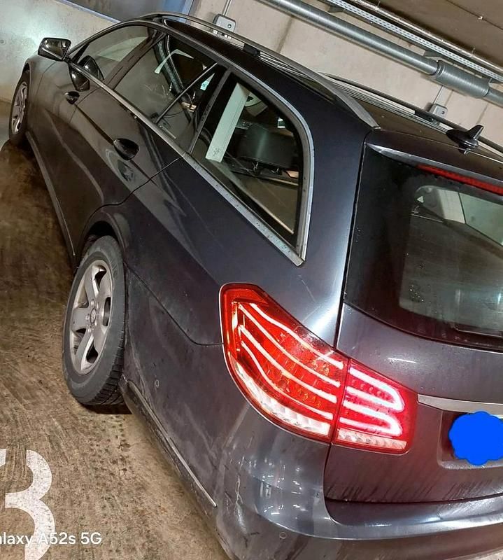 Gebraucht Mercedes E250 Avantgarde 204 PS (150 kW) 2014 Kombi