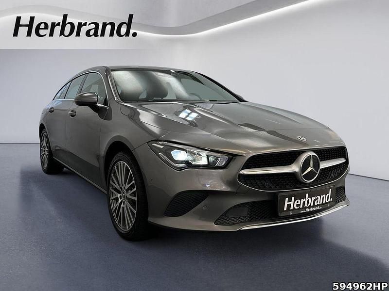 Gebraucht Mercedes CLA250e Shooting Brake Progressive 160 PS (117 kW) 2022 Grau Kombi
