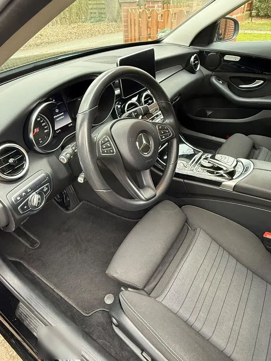 Gebraucht Mercedes 220 170 PS (125 kW) 2017 Schwarz Kombi