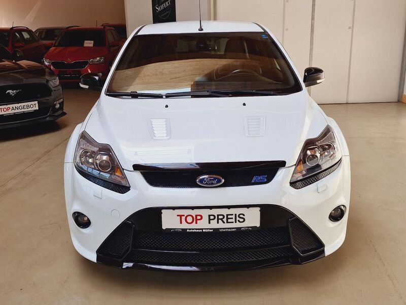 Gebraucht Ford Focus RS 305 PS (224 kW) 2010 Frostweiß Coupé