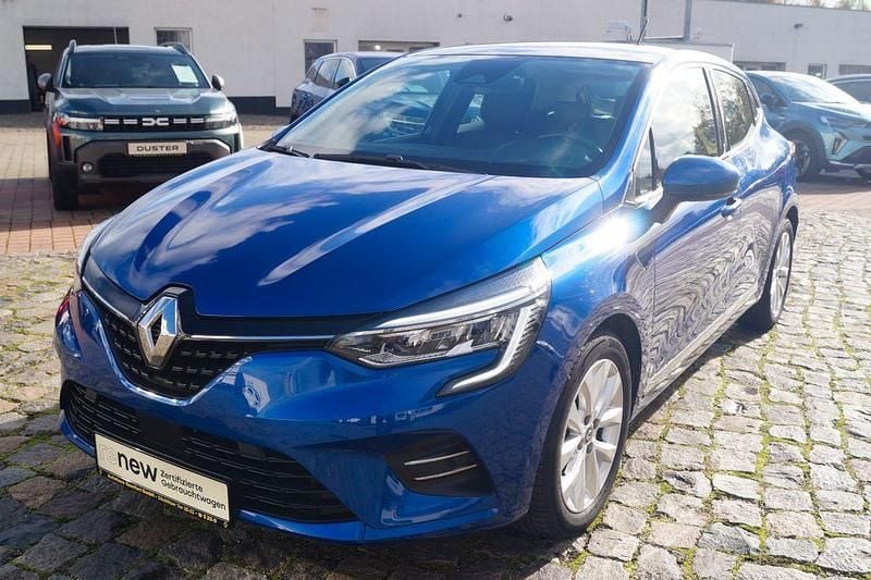 Blau Gebraucht 2020 Renault Clio V Intens Limousine | 15.270 € (Etwas zu teuer) - Bild 1/4