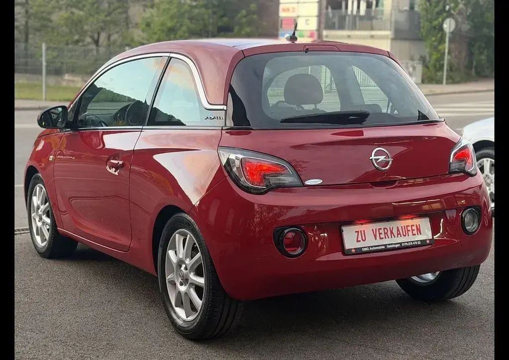 Gebraucht Opel Adam 69 PS (50 kW) 2015 Rot Kleinwagen