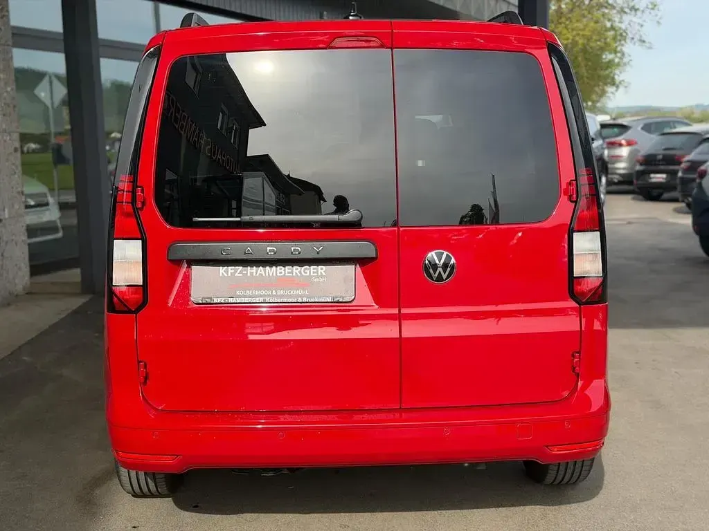 Gebraucht VW Caddy Life 114 PS (83 kW) 2024 Rot Van / Kleinbus