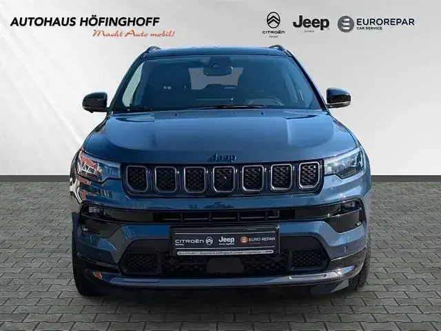 Usado Jeep Compass 241 HP (177 kW) 2024 Azul SUV
