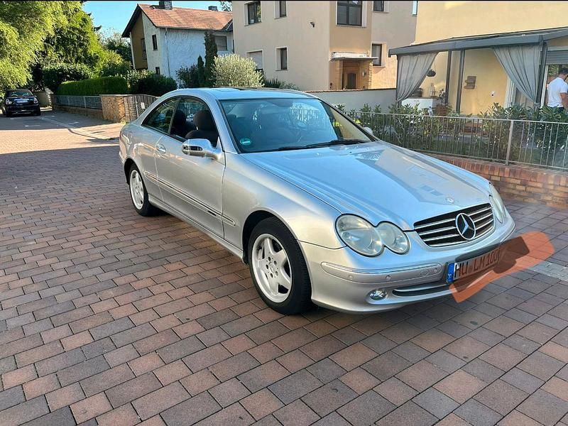 Silber Gebraucht 2002 Mercedes CLK320 Coupé | 2.800 € (Fairer Preis) - Bild 1/4