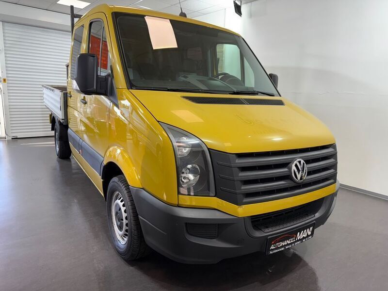 Orange Gebraucht 2016 VW Crafter Van | 14.490 € (Teuer) - Bild 1/4