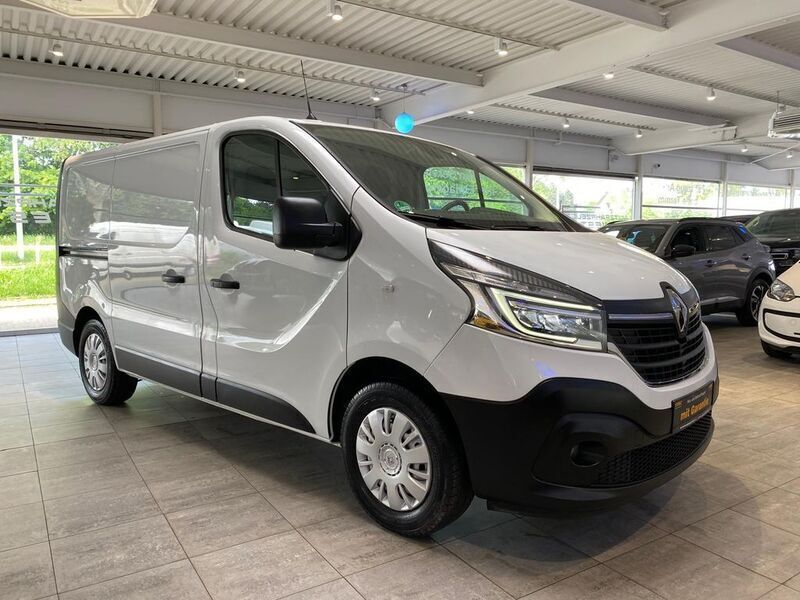 Weiß Gebraucht 2020 Renault Trafic Van | 19.500 € (Fairer Preis) - Bild 1/4
