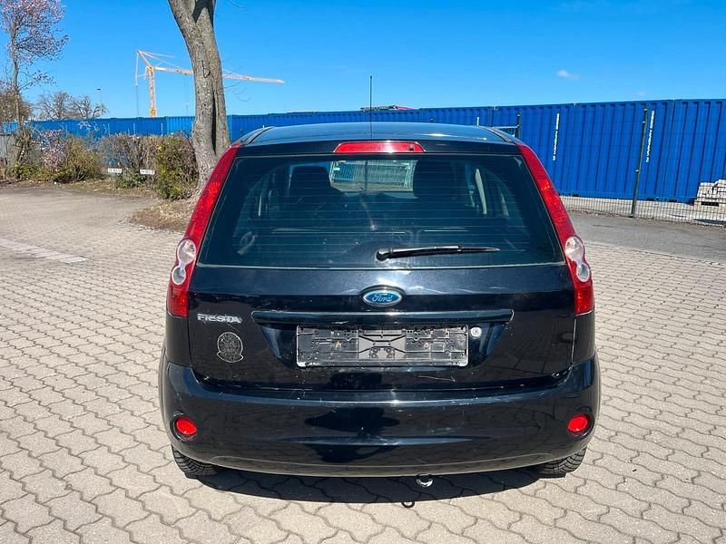 Gebraucht Ford Fiesta 70 PS (51 kW) 2007 Schwarz Kleinwagen