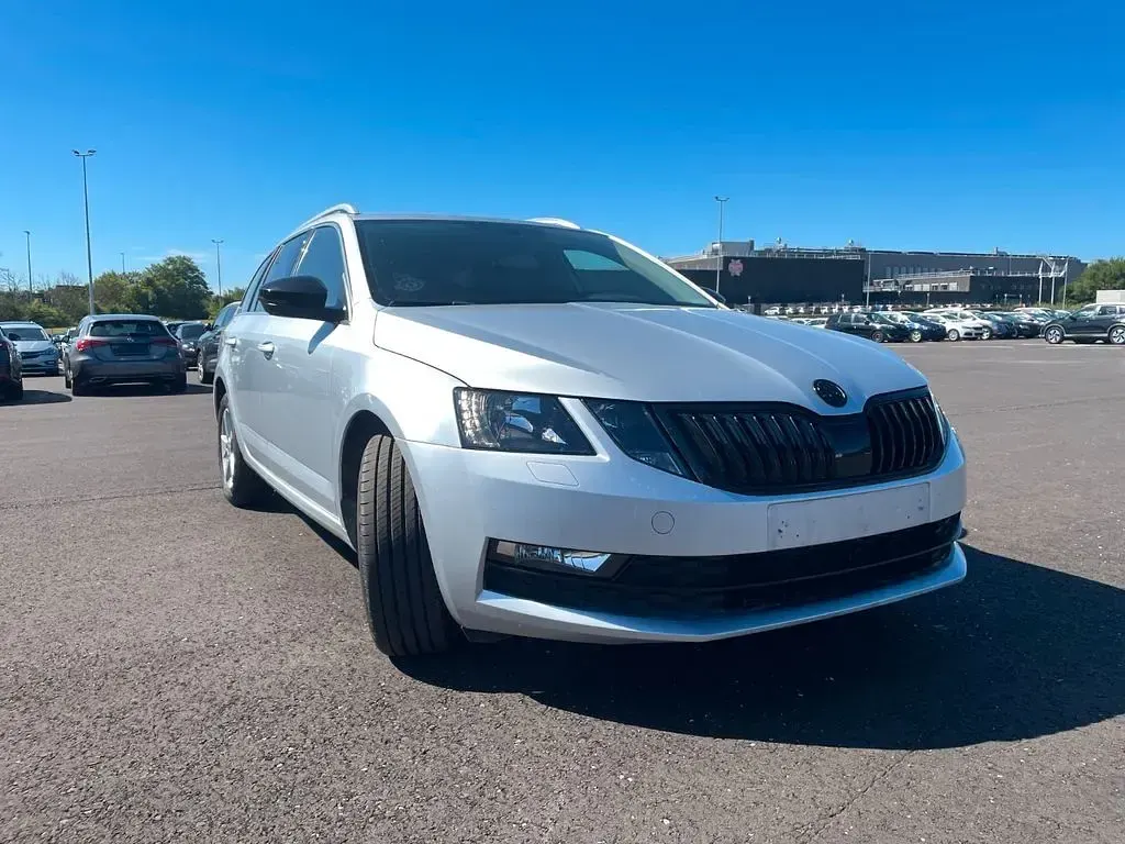 Gebraucht Skoda Octavia Style 150 PS (110 kW) 2018 Silber Limousine