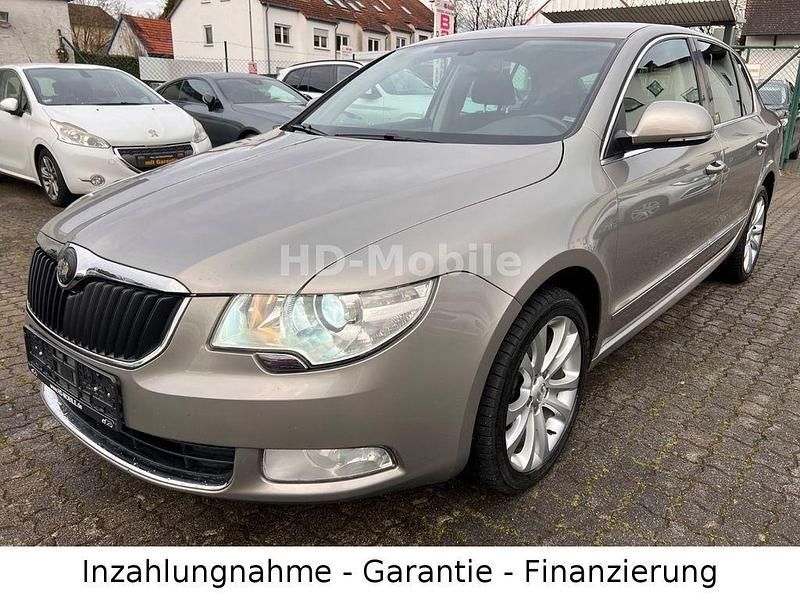 Beige Gebraucht 2011 Skoda Superb Elegance Limousine | 7.450 € (Fairer Preis) - Bild 1/4