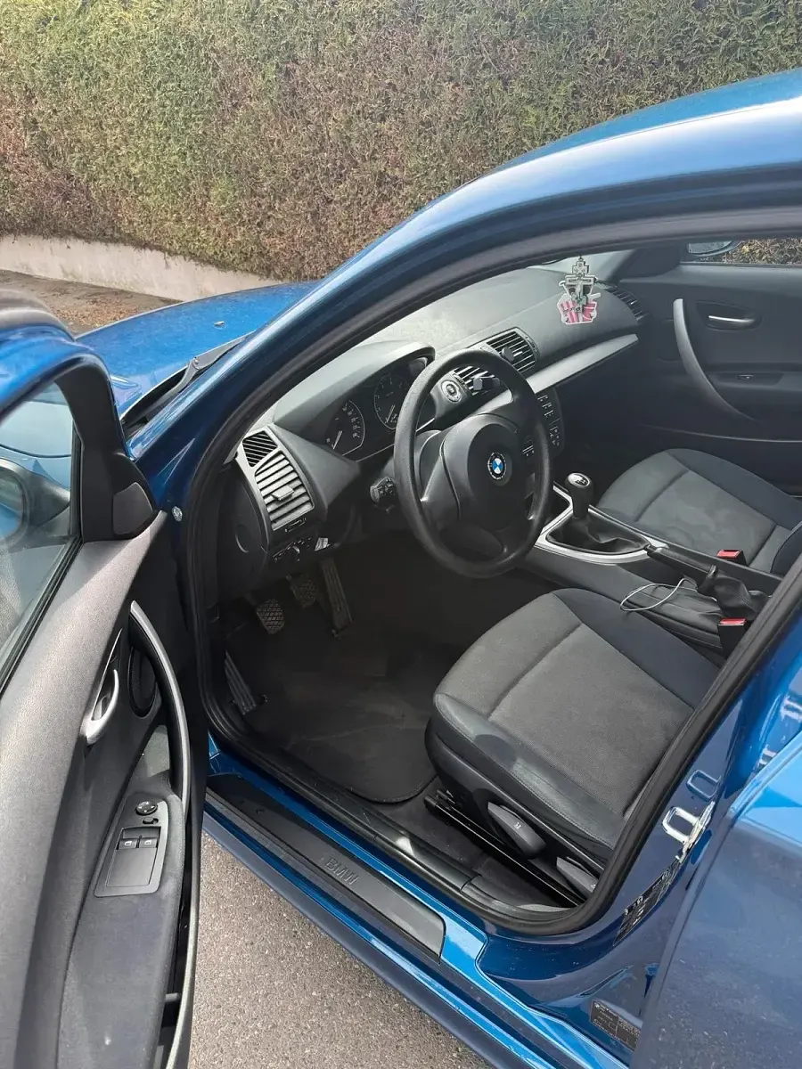 Gebraucht BMW 116 116 PS (85 kW) 2005 Blau Kleinwagen