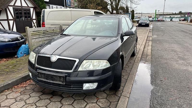 Gebraucht Skoda Octavia Elegance 105 PS (77 kW) 2004 Schwarz Limousine