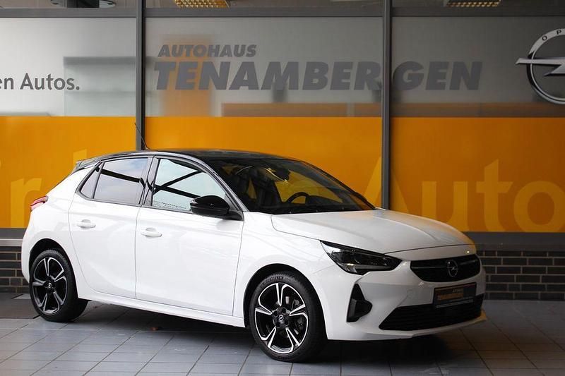 Weiß Gebraucht 2022 Opel Corsa GS Line Limousine | 17.700 € (Etwas zu teuer) - Bild 1/4